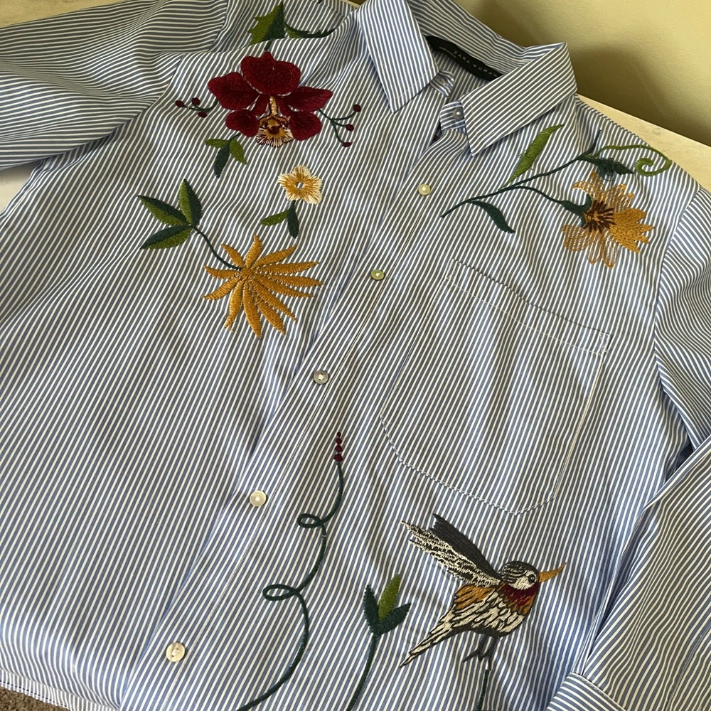 Striped Blue Floral & Bird Embroidered Men's Button-Up Shirt
